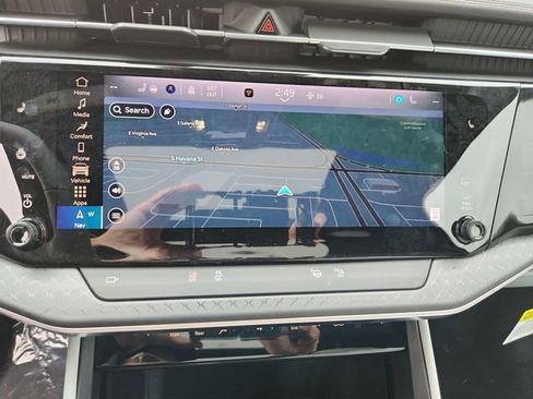 New 2025 Jeep Wagoneer S Limited image 27