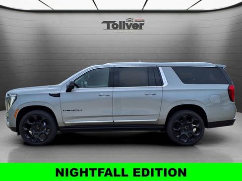 New 2026 GMC Yukon XL Denali w/ Denali Reserve Package AWD/4WD image 4
