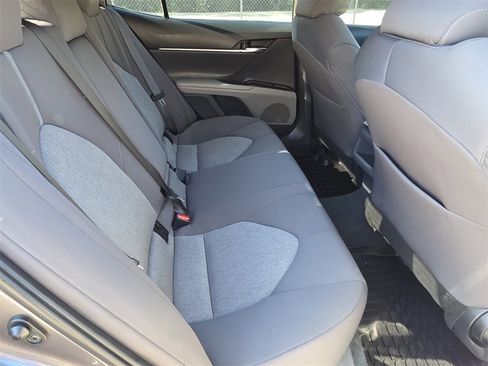 Used 2023 Toyota Camry LE w/ Convenience Package image 17