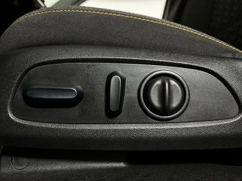 Used 2024 Chevrolet Equinox LT image 14