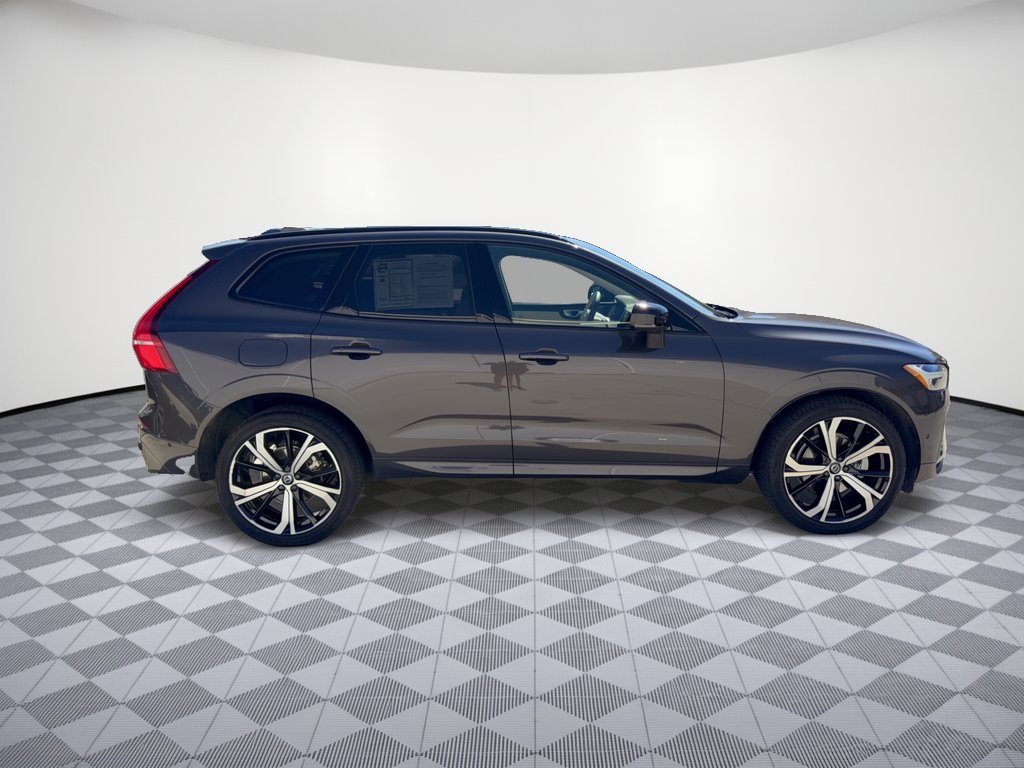 Used 2024 Volvo XC60 B5 Ultimate w/ Protection Package Premier AWD/4WD image 8