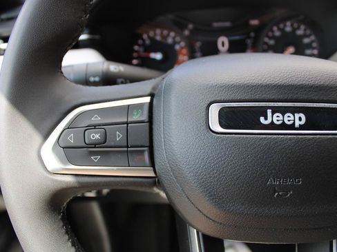 Used 2023 Jeep Compass Limited AWD/4WD image 14