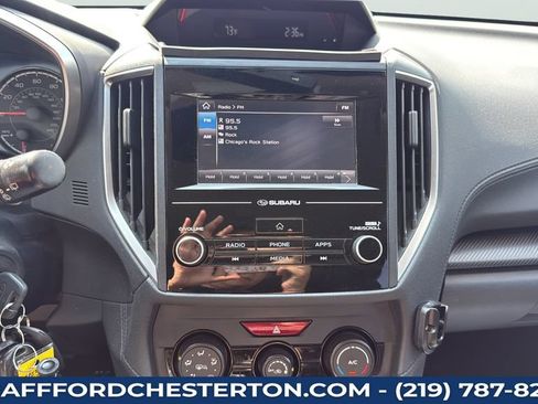 Used 2018 Subaru Crosstrek 2.0i Premium AWD/4WD image 18