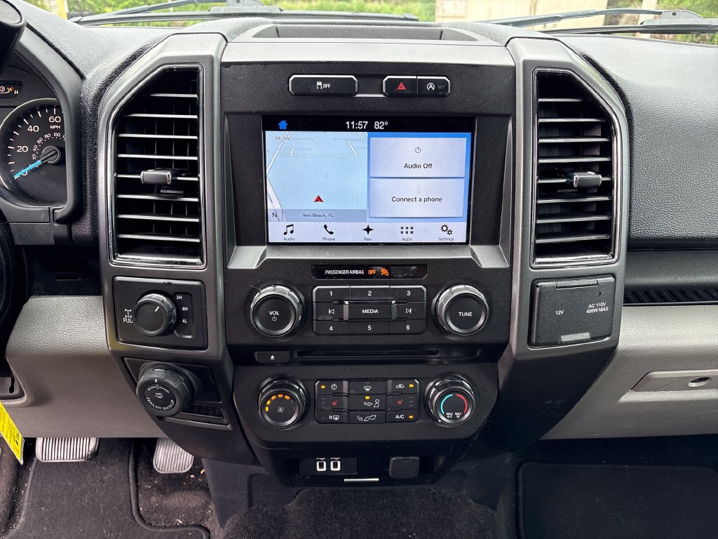 Used 2018 Ford F150 XLT w/ Equipment Group 302A Luxury AWD/4WD image 23