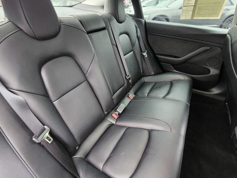 Used 2022 Tesla Model 3 image 20
