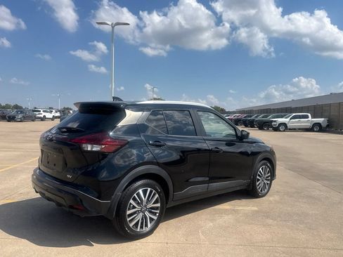 Certified 2023 Nissan Kicks SV FWD image 23