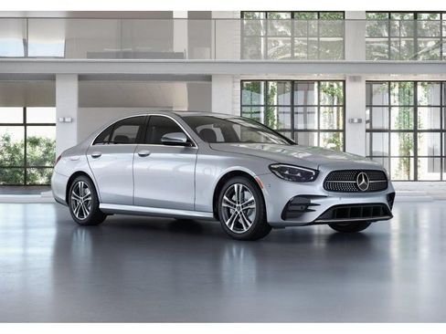 Certified 2022 Mercedes-Benz E 350 4MATIC Sedan image 12