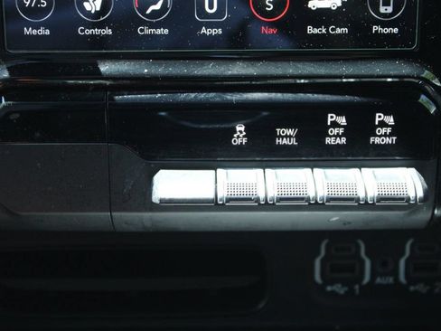 Used 2020 RAM 1500 Big Horn AWD/4WD image 22