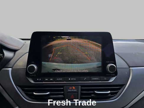 Used 2024 Nissan Altima 2.5 SR FWD image 13