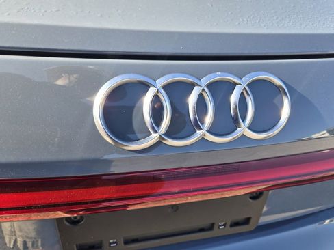 Used 2023 Audi e-tron GT Premium Plus image 9