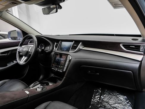 Used 2023 INFINITI QX50 Sensory image 17