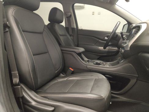 Used 2021 GMC Acadia SLT w/ LPO, Floor Liner Package FWD image 21