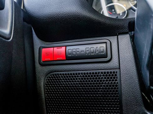 Used 2017 Jeep Wrangler Unlimited Rubicon image 22