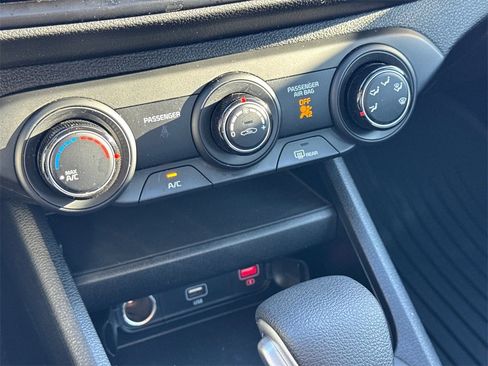 Used 2024 Kia Forte LX image 21