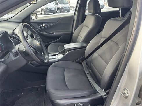 Used 2016 Chevrolet Malibu LT image 22