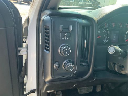 Used 2018 Chevrolet Silverado 2500 W/T w/ WT Fleet Convenience Package AWD/4WD image 11