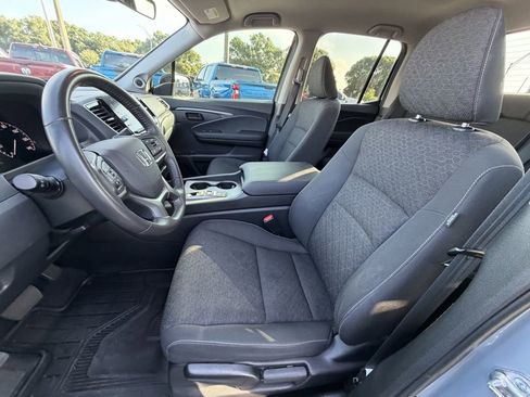 Used 2025 Honda Ridgeline Sport image 20