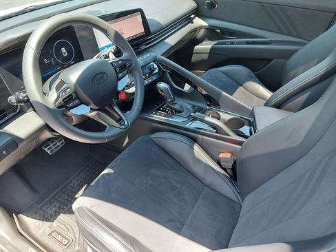 Used 2025 Hyundai Elantra N FWD image 9