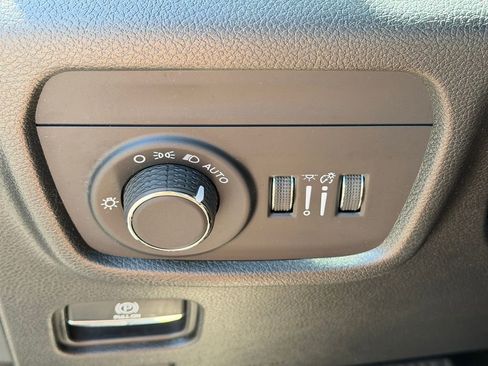 Certified 2023 Jeep Grand Cherokee Altitude AWD/4WD image 11