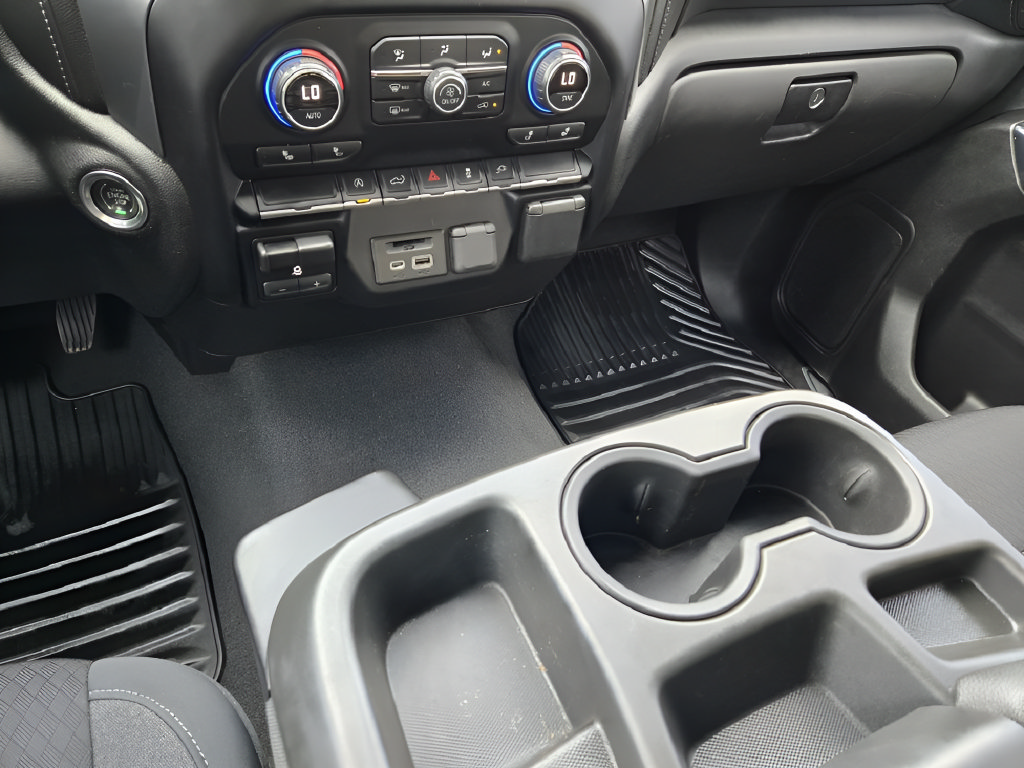 Used 2020 Chevrolet Silverado 1500 LT w/ Texas Edition RWD image 16