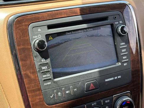 Used 2014 Buick Enclave Leather FWD image 21