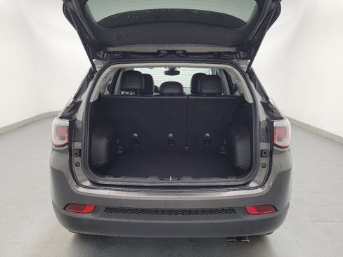 Used 2019 Jeep Compass Limited AWD/4WD image 29