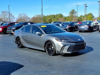 Used 2025 Toyota Camry SE w/ Multimedia Upgrade Package