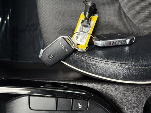 Used 2023 Kia Forte GT-Line image 17