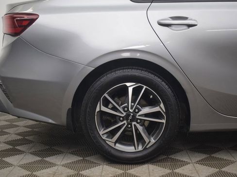 Used 2023 Kia Forte LXS w/ LXS Technology Package FWD image 29