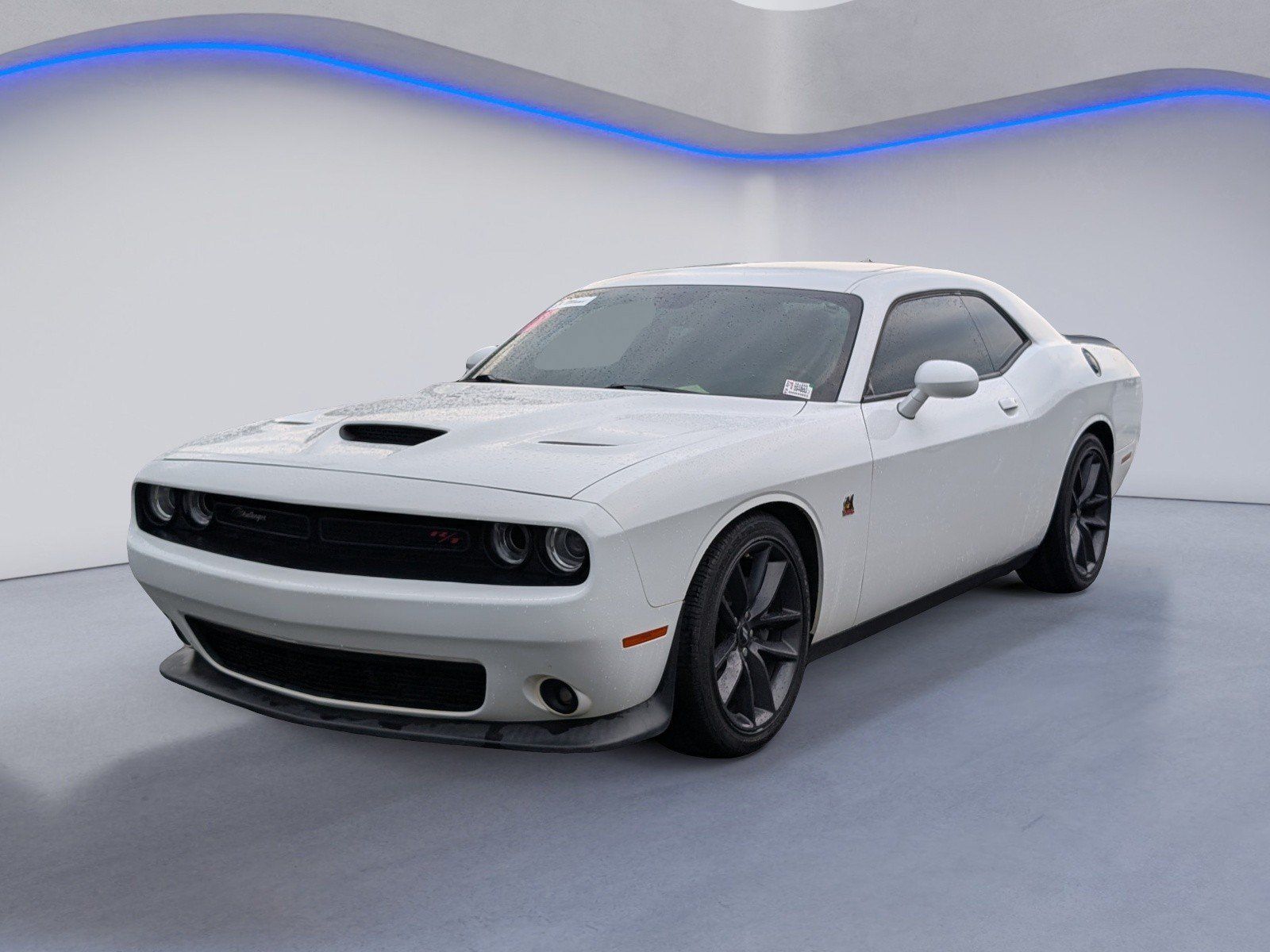 Used 2019 Dodge Challenger R/T Scat Pack RWD image 2