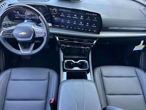 New 2026 Chevrolet Traverse LT w/ Enhanced Driving Package FWD image 13
