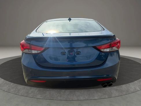 Used 2014 Hyundai Elantra w/ Option Group 2 FWD image 6