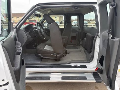 Used 2011 Ford Ranger XLT image 33