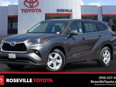 Used 2022 Toyota Highlander LE