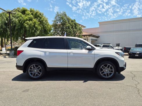 Used 2023 Honda Passport EX-L image 6