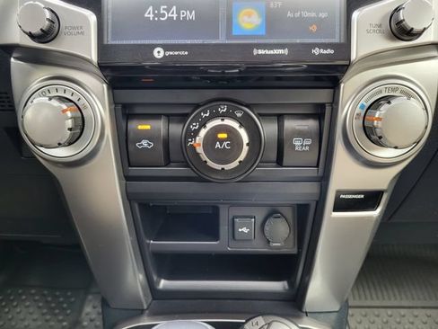 Used 2024 Toyota 4Runner SR5 Premium w/ Moonroof Package AWD/4WD image 18