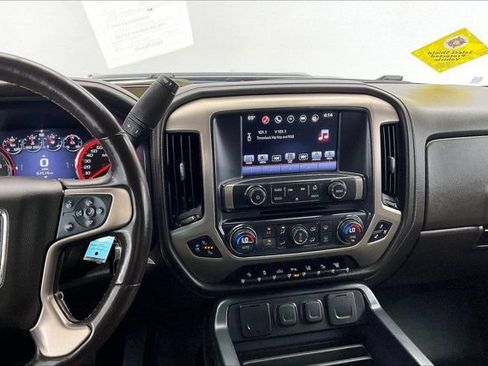 Used 2016 GMC Sierra 2500 Denali w/ Duramax Plus Package AWD/4WD image 5