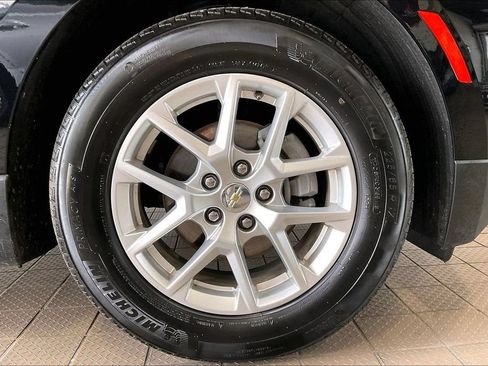 Used 2024 Chevrolet Equinox LT FWD image 34