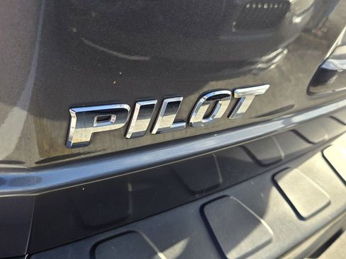 Used 2015 Honda Pilot EX-L image 11