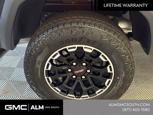 New 2026 GMC Canyon AT4 w/ Technology Plus Package image 19
