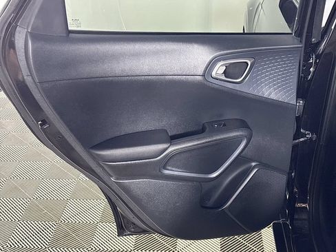 Certified 2023 Kia Soul EX FWD image 21