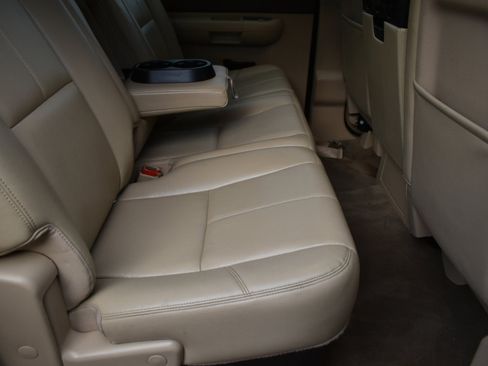 Used 2013 GMC Sierra 1500 SLE image 26