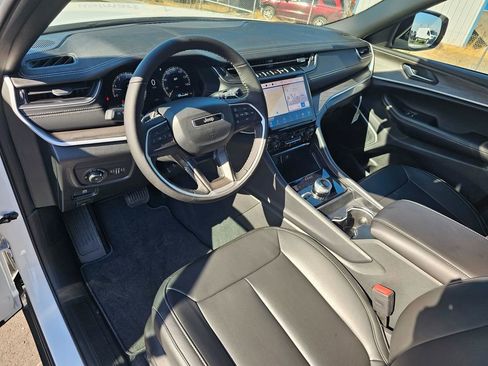 New 2025 Jeep Grand Cherokee L Limited w/ Black Appearance Package image 2