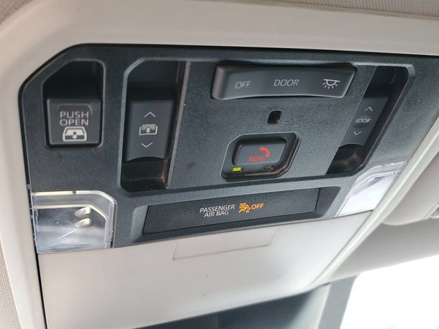 Used 2022 Toyota Tundra Limited AWD/4WD image 19