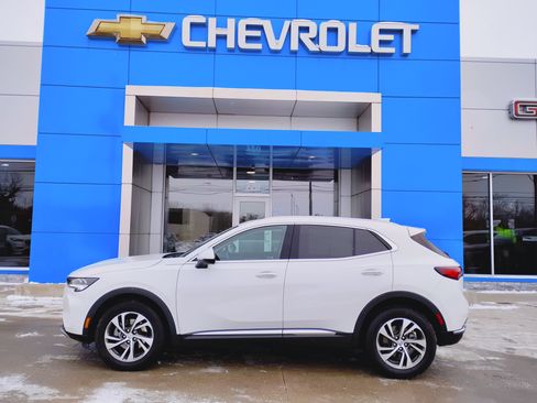 Used 2023 Buick Envision Essence image 29