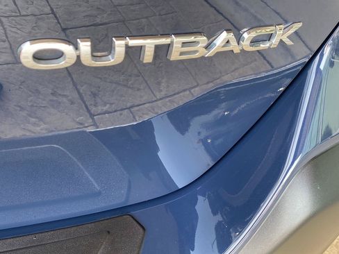 Used 2024 Subaru Outback Premium AWD/4WD image 9