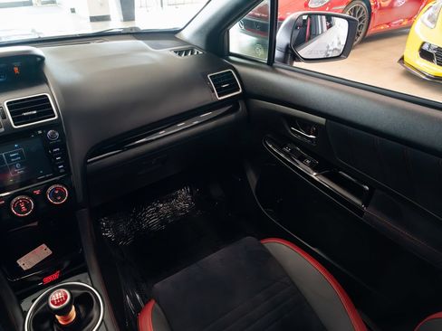 Used 2018 Subaru WRX STI Limited AWD/4WD image 10