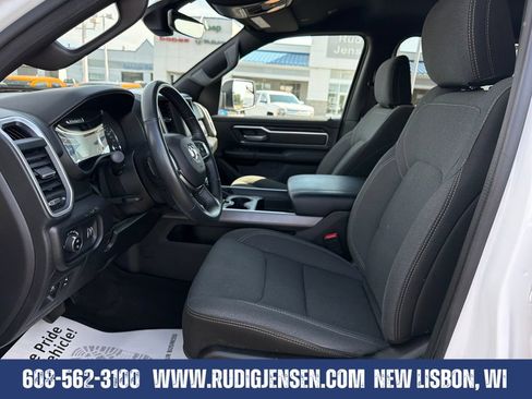 Used 2022 RAM 1500 Big Horn AWD/4WD image 9