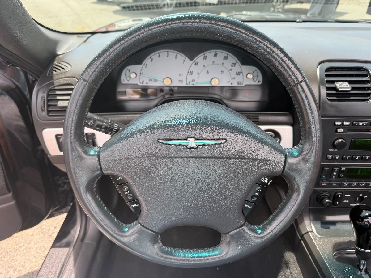 Used 2002 Ford Thunderbird RWD image 25