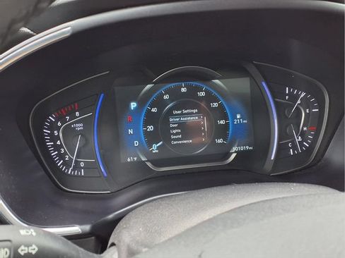Used 2020 Hyundai Santa Fe SEL FWD image 14